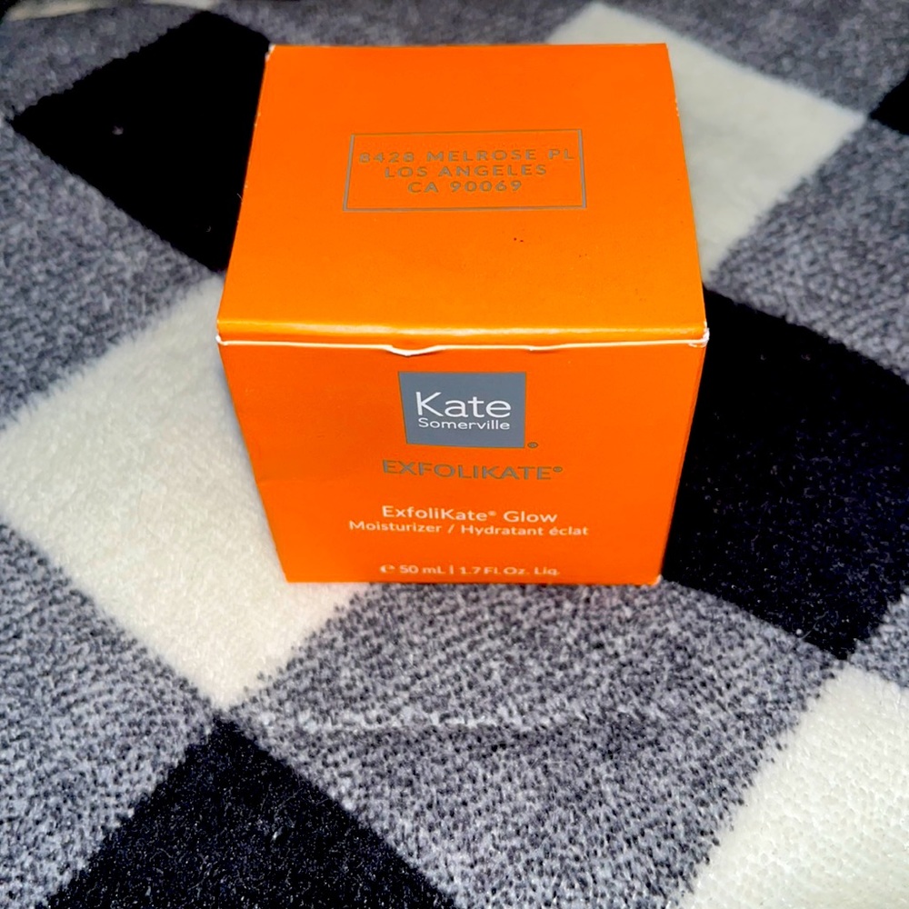 Kate Somerville Exfolikate Glow